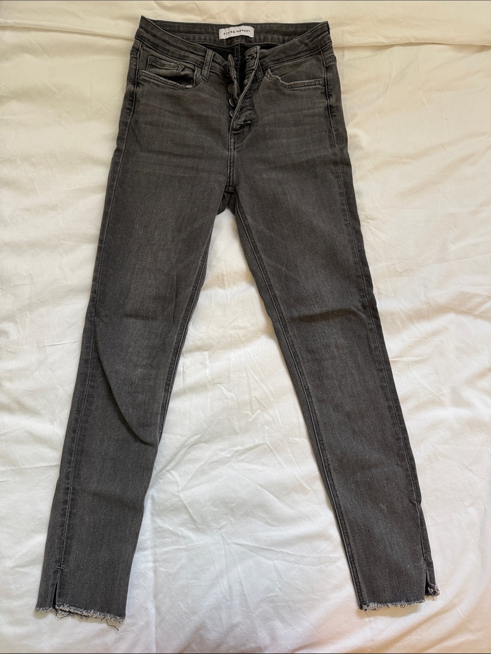 Flying Monkey Women's Skinny Jeans in Charcoal
